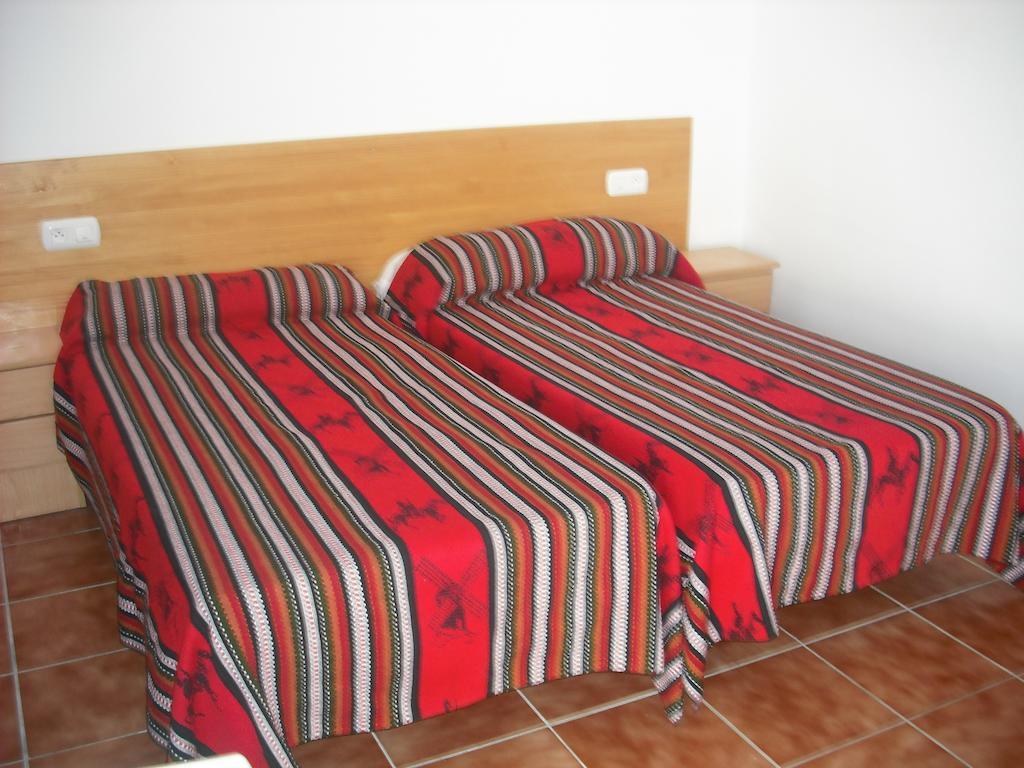 Apartamentos Sierra Del Hacho Montejaque Quarto foto